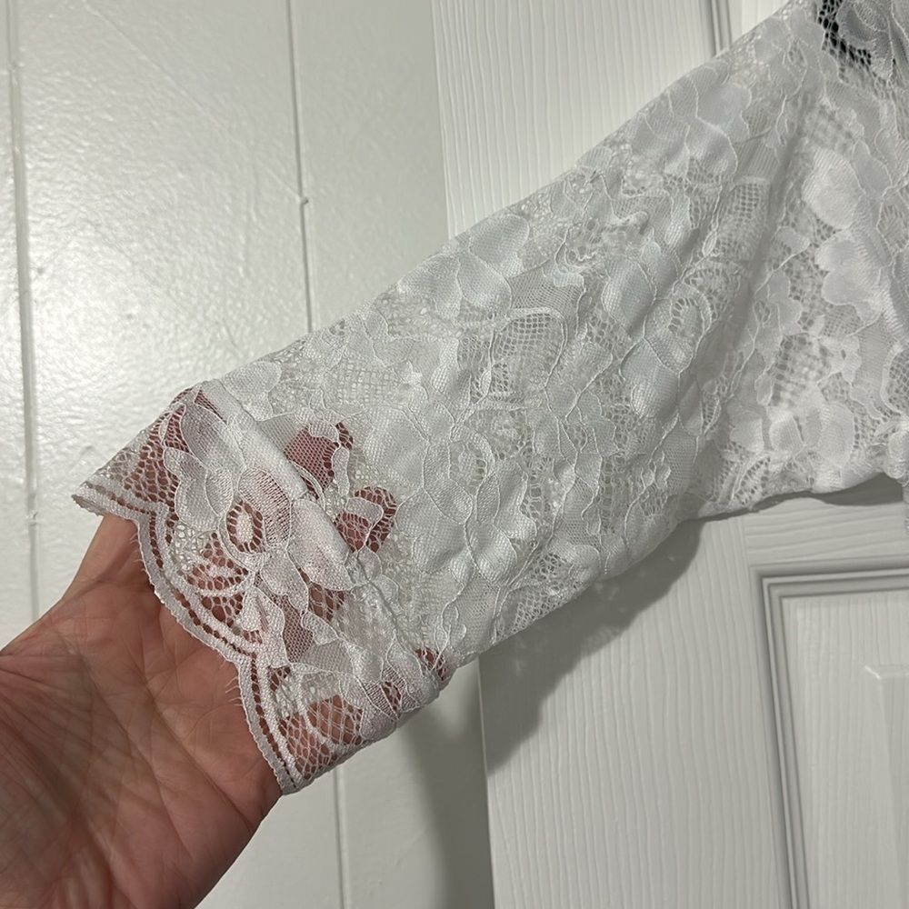 TORRID 14 White Lace Off Shoulder A-Line Wedding Dress NWT - Picture 7 of 12